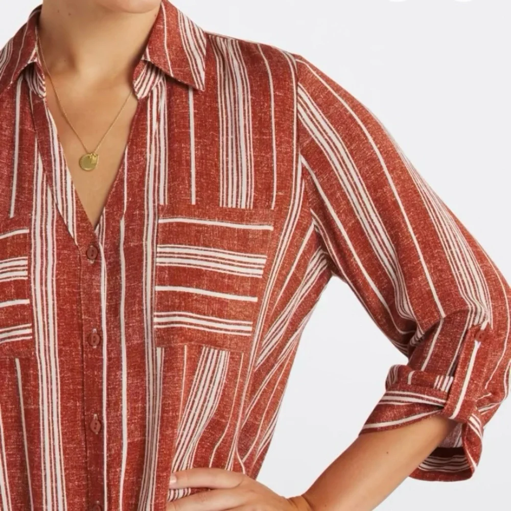 NWOT Rust 3/4 Sleeve Button Down Shirt with Tie Front - Picture 4 of 7